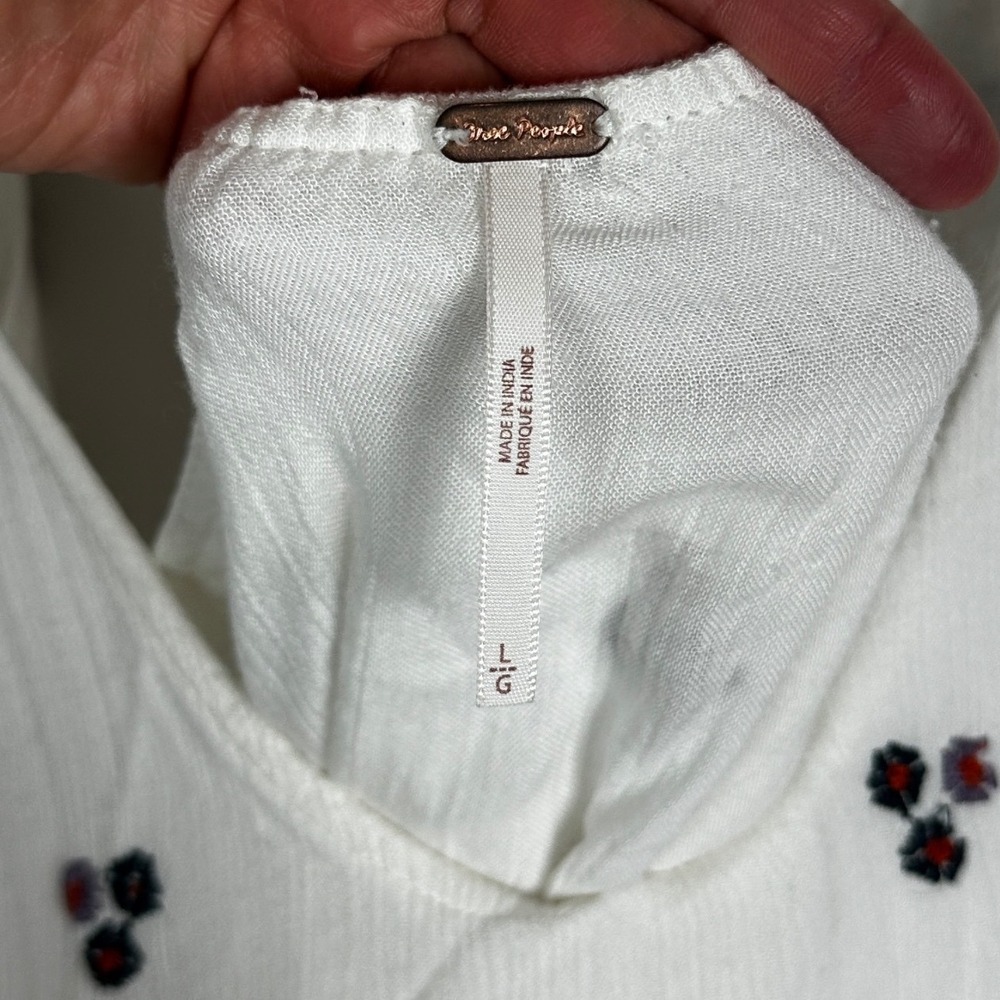 Free People Bell Sleeve Bohemian Dress White Burgundy Embroidered Sz Large Boho - Picture 6 of 16